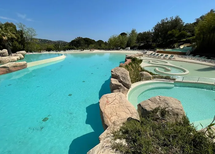 Les Restanques - * Grimaud