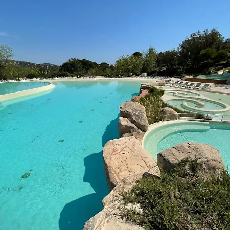 Les Restanques - * Grimaud